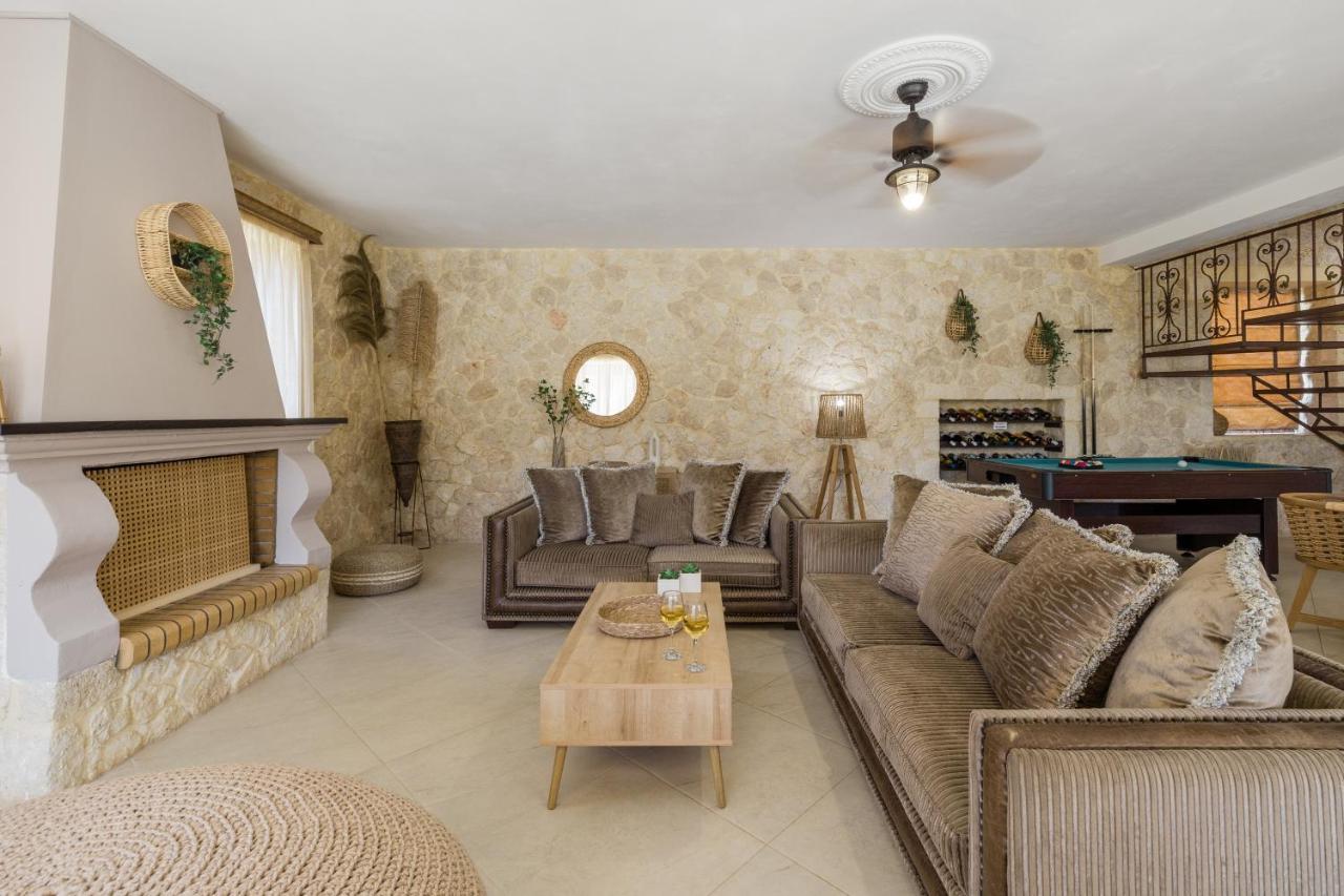 Piedra Villa Troianata Bagian luar foto