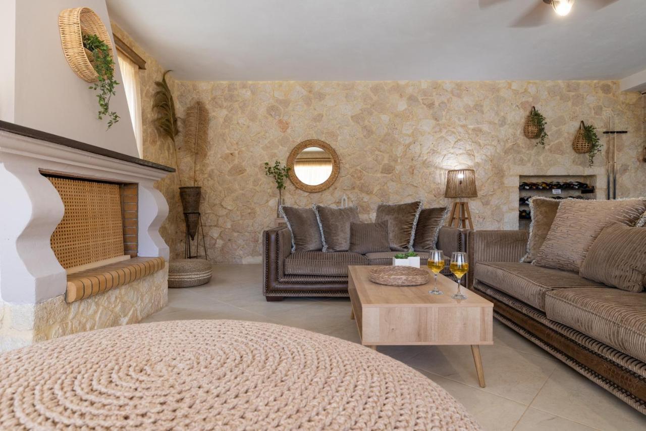 Piedra Villa Troianata Bagian luar foto