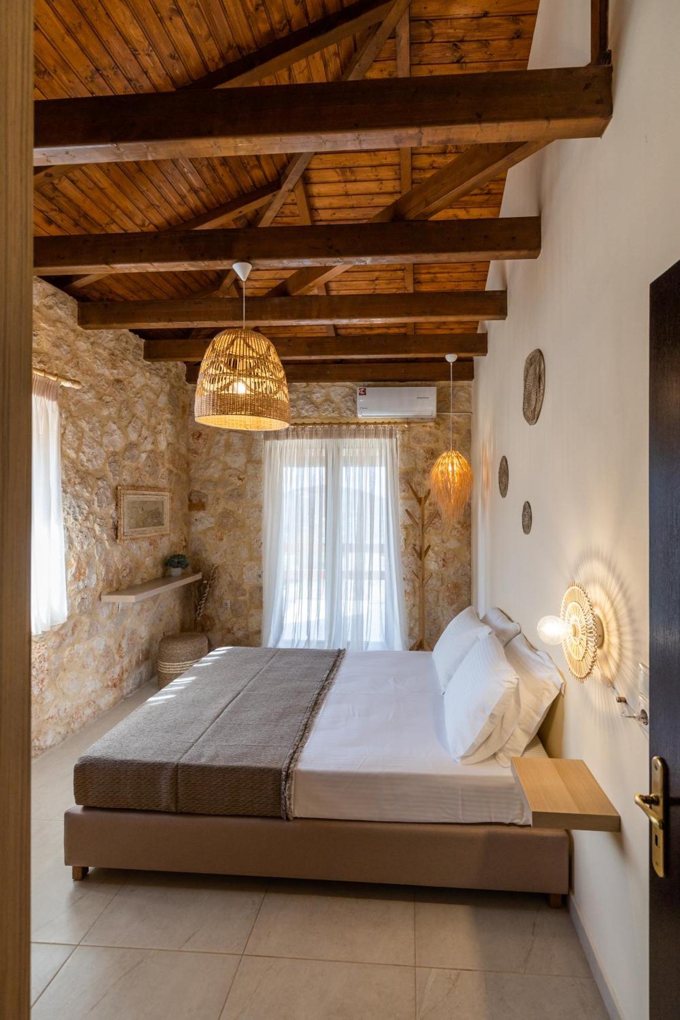 Piedra Villa Troianata Bagian luar foto