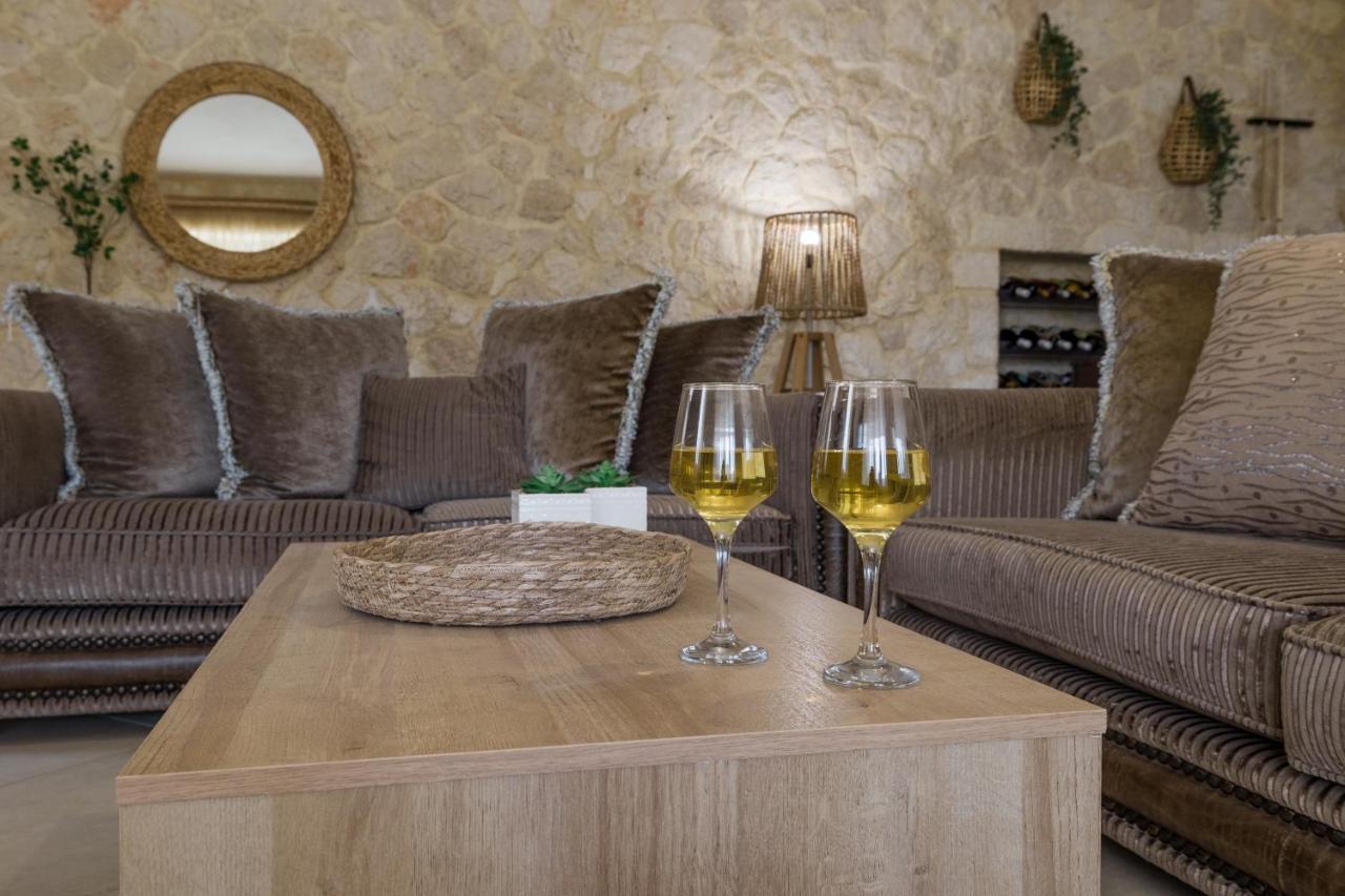 Piedra Villa Troianata Bagian luar foto