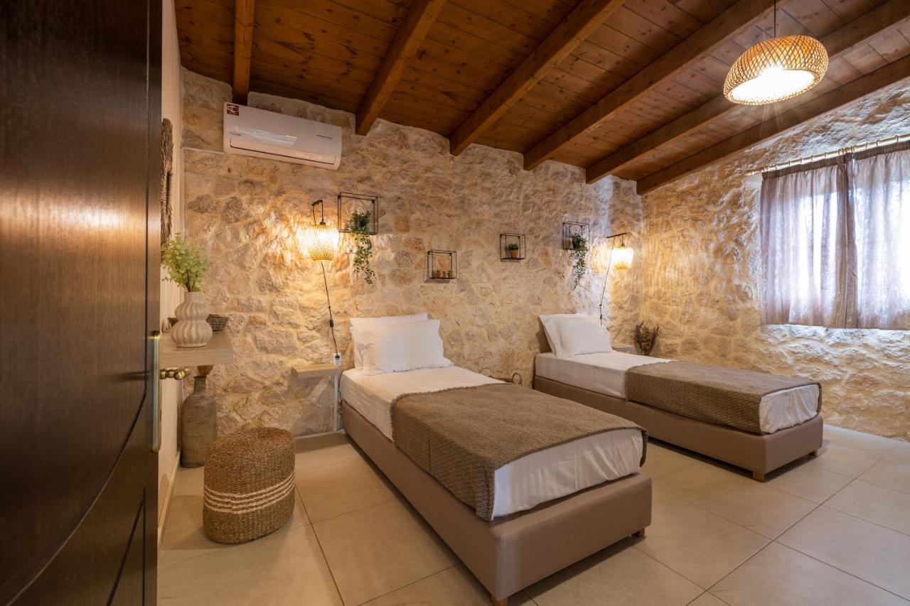 Piedra Villa Troianata Bagian luar foto