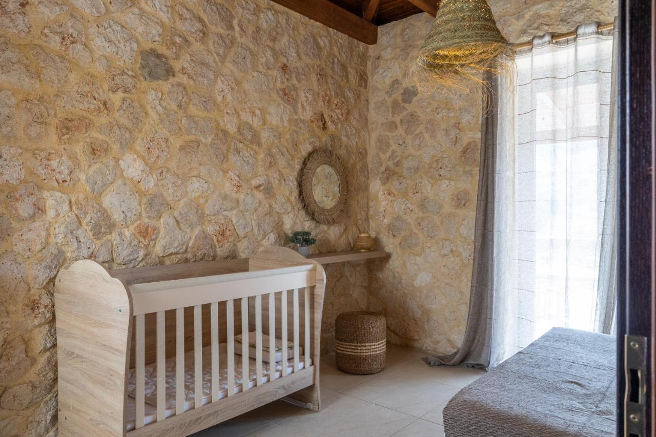 Piedra Villa Troianata Bagian luar foto