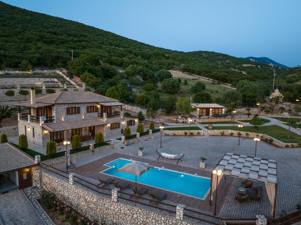 Piedra Villa Troianata Bagian luar foto