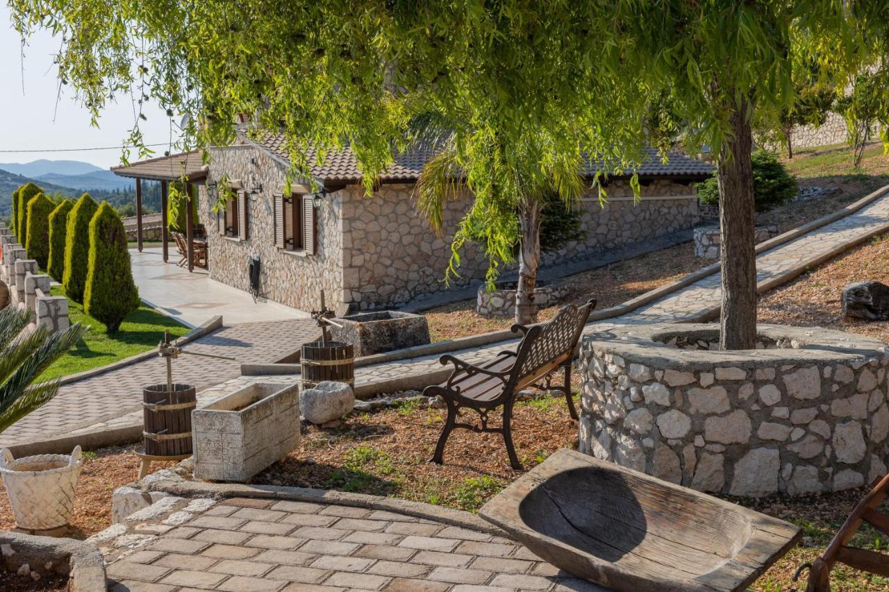 Piedra Villa Troianata Bagian luar foto